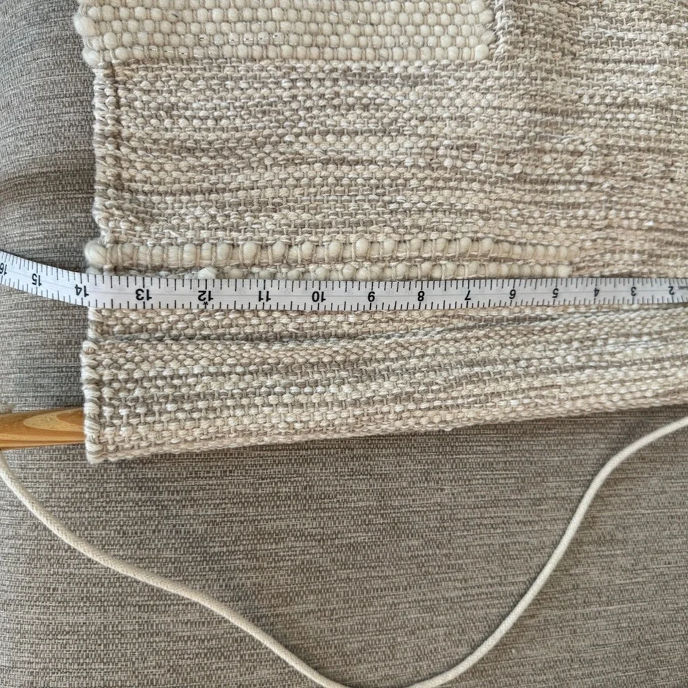 NWOT Handwoven Macrame Beige and Black Wall Hanging
